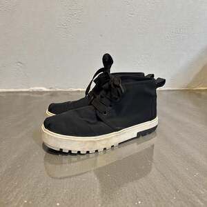 TOMS Botas Lug Women's Black Canvas Lace Up Chukka Casual Boots